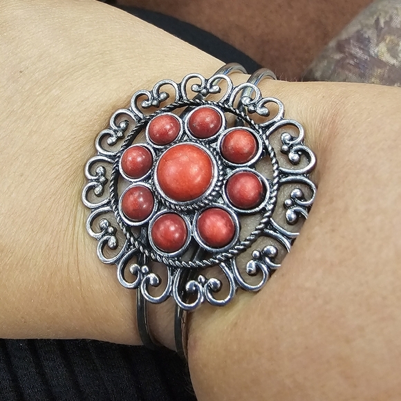 Elegant Silver and Red Coral Hinge Bracelet - Picture 2 of 6
